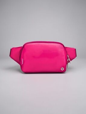 Lululemon Everywhere Belt Bag Raspberry Coulis Wild Berry Large 2L NWT